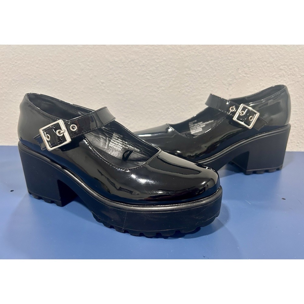 Seychelles Mary Faux Patent Leather Mary Jane shoes Lug Sole 8.5
